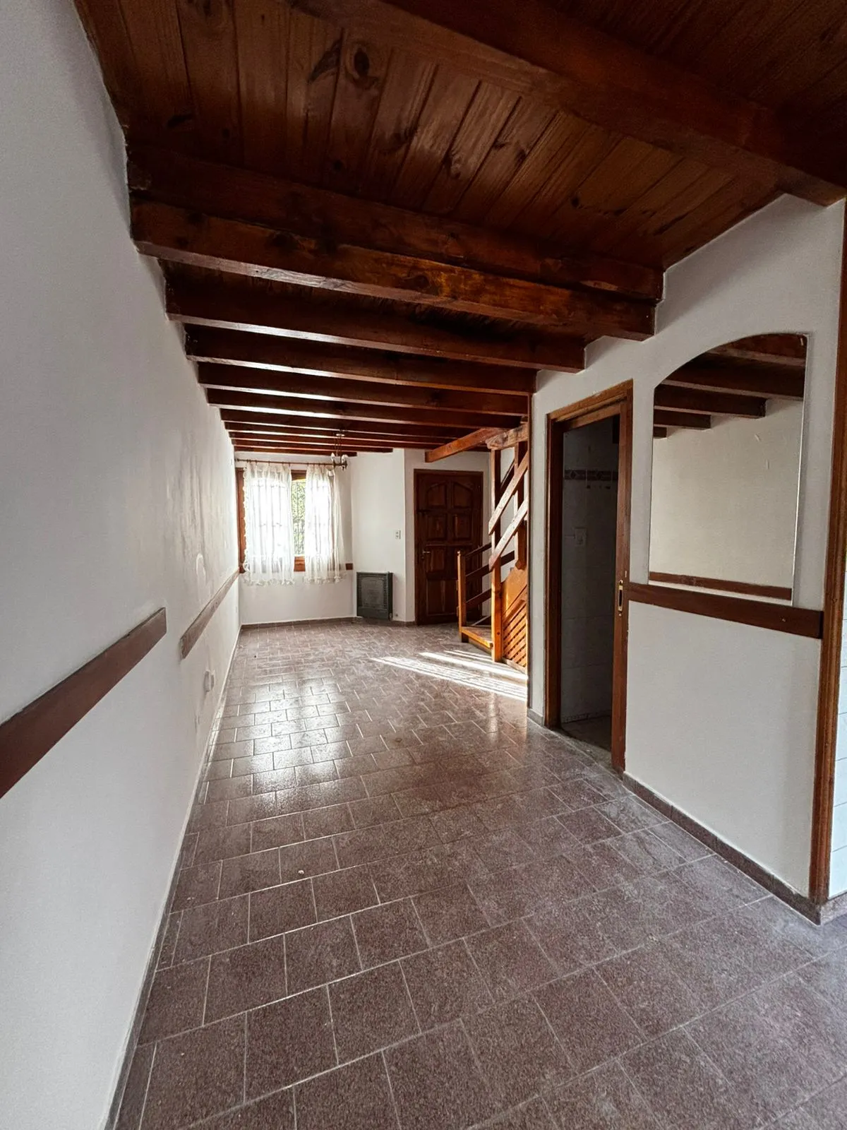 Cabaña en alquiler – 2 dormitorios con living comedor - 2