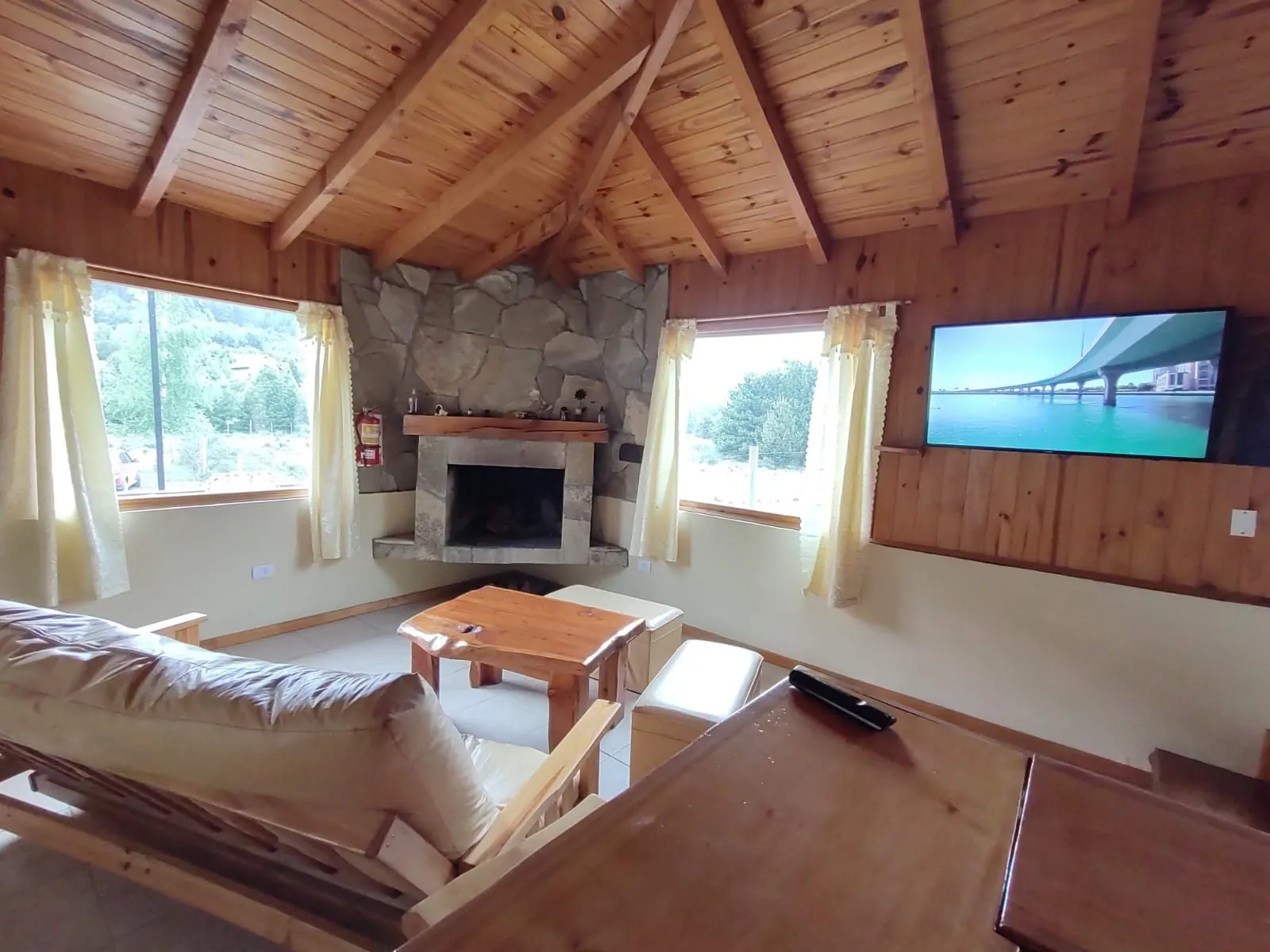 Complejo de cabañas en Meliquina – Naturaleza, tranquilidad y encanto patagónico - 4