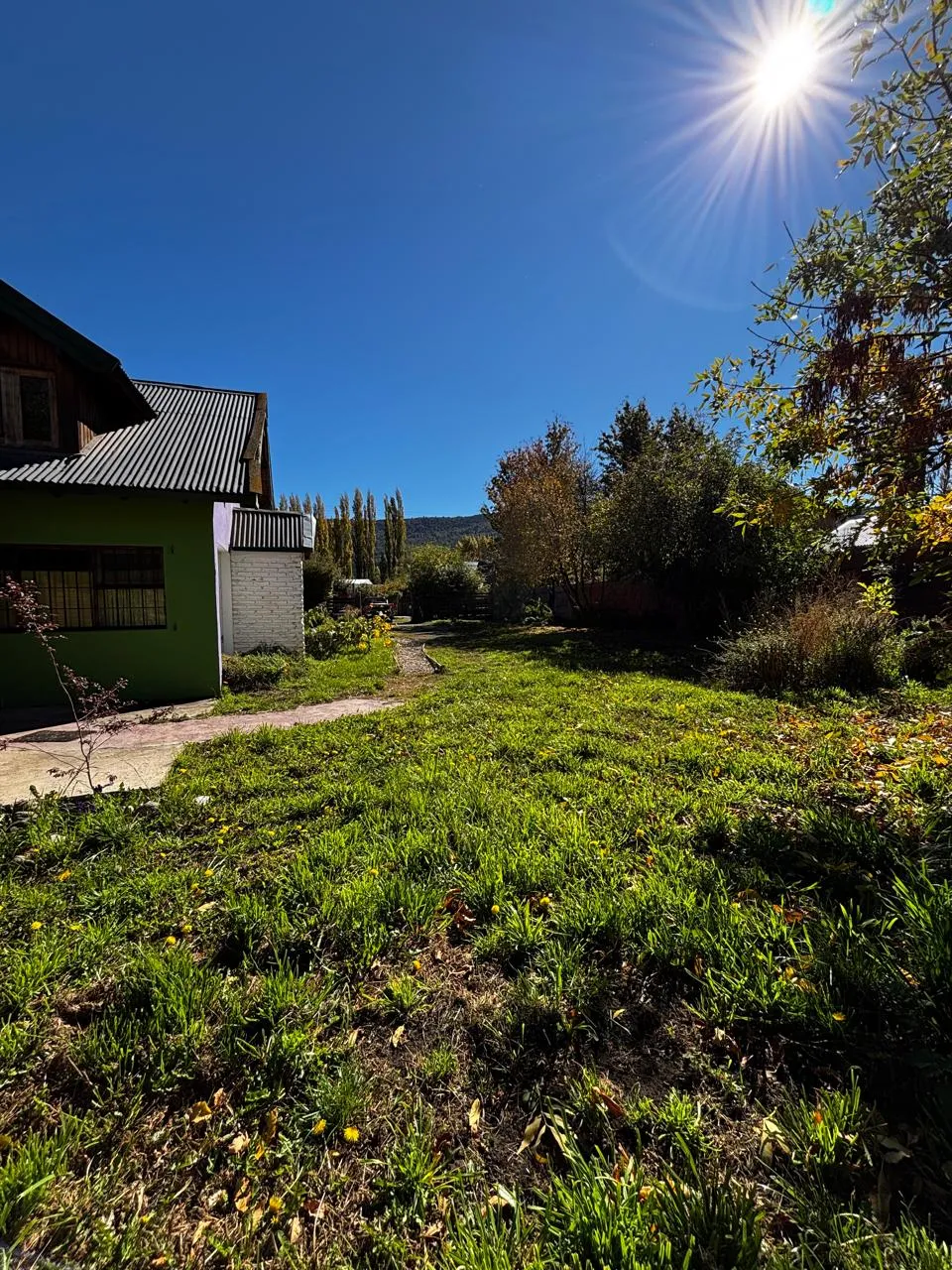 Casa con amplio lote en Vega Maipú – San Martín de los Andes - 1